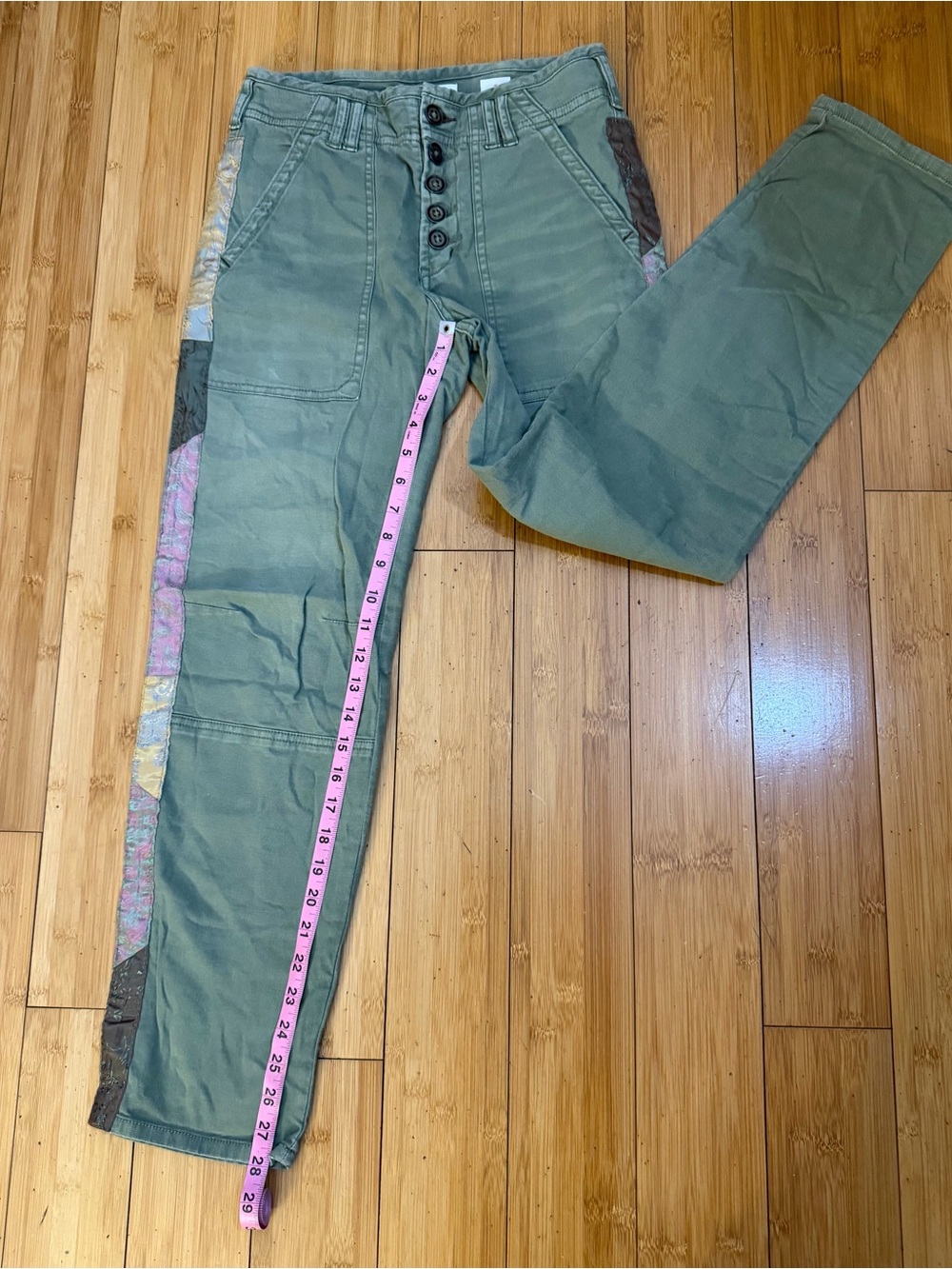 Anthropologie The Wanderer Green Button Front Utility Embellished Pants Size 26 - Picture 13 of 15